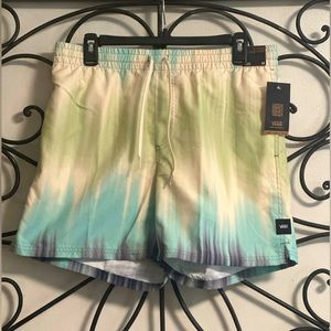 NWT Men’s Vans Deck Siders.    Swim trunks Size Medium